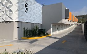 Roxy Motel